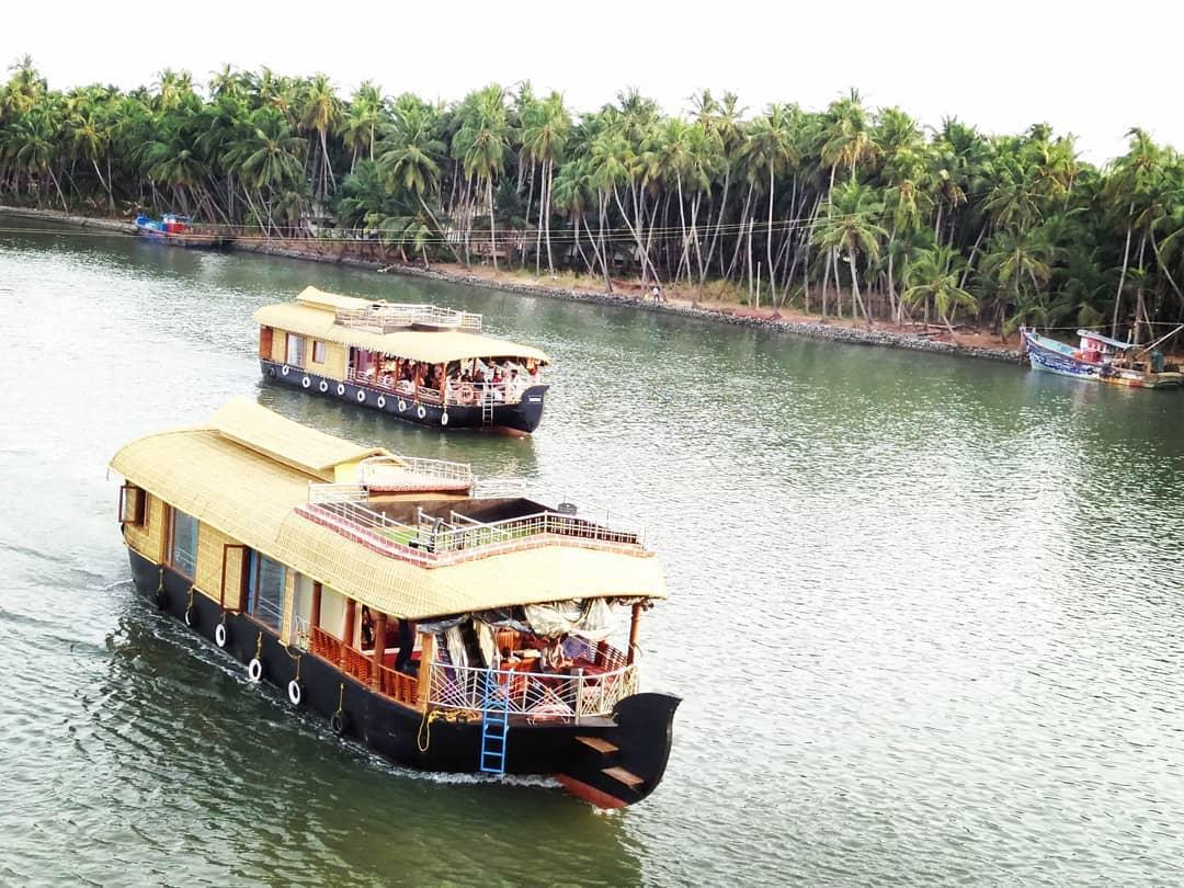 Valiyaparamba Backwaters